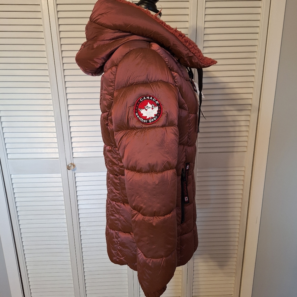 Canada vegan fur terracotta waterproof puffer hoodie jacket medium NWT - Picture 9 of 11